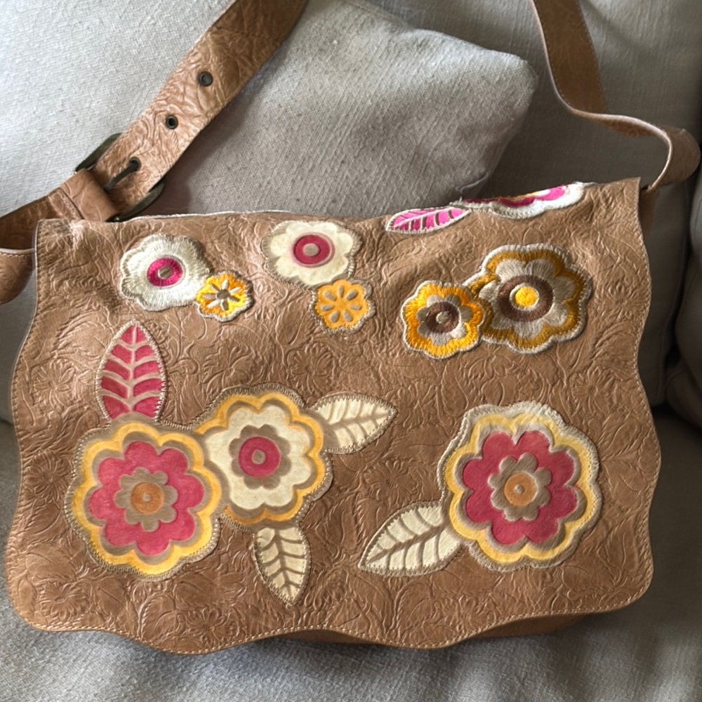 Floral Embroidered Natural Leather Shoulder Bag